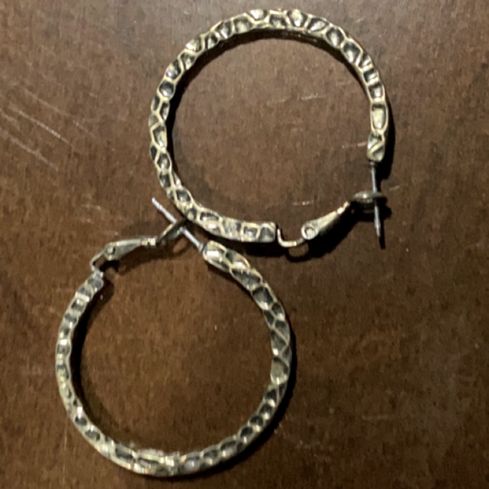 Buckle Hoops